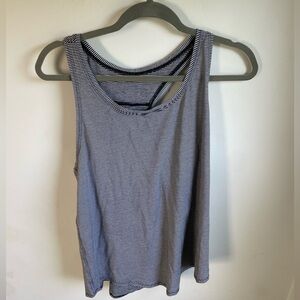 Lululemon tank top black and white stripes athletic workout Medium (8-10) (J)